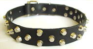 Small pyramids 3 rows leather dog collar UK Top Quality 45-70 cm Small pyramids 3 rows leather dog collar UK Top Quality 45-70 cm